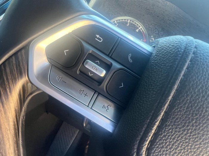 2023 Toyota Landcruiser VX