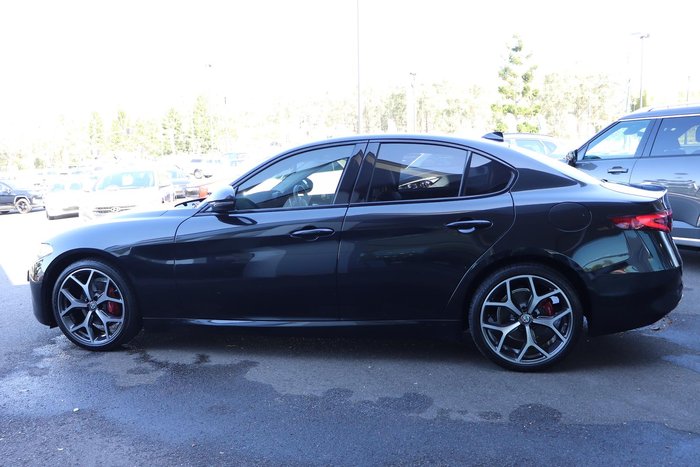 2021 Alfa Romeo Giulia Sport