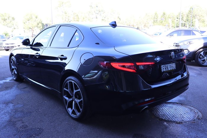 2021 Alfa Romeo Giulia Sport