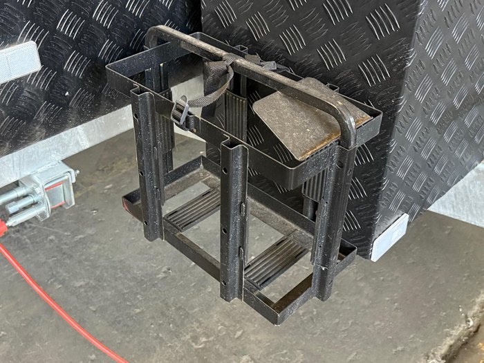 2025 New Age Caravans 19' Road Owl Adv 3 Bunk Save $10,183 Was $101,830