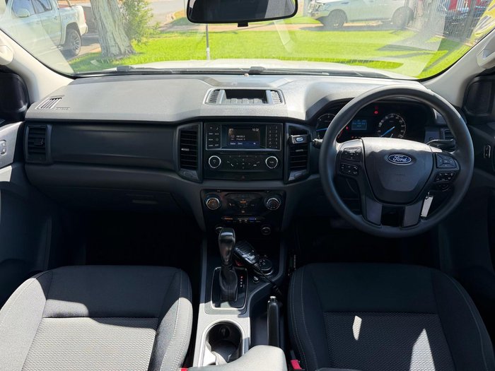 2016 Ford Everest Ambiente