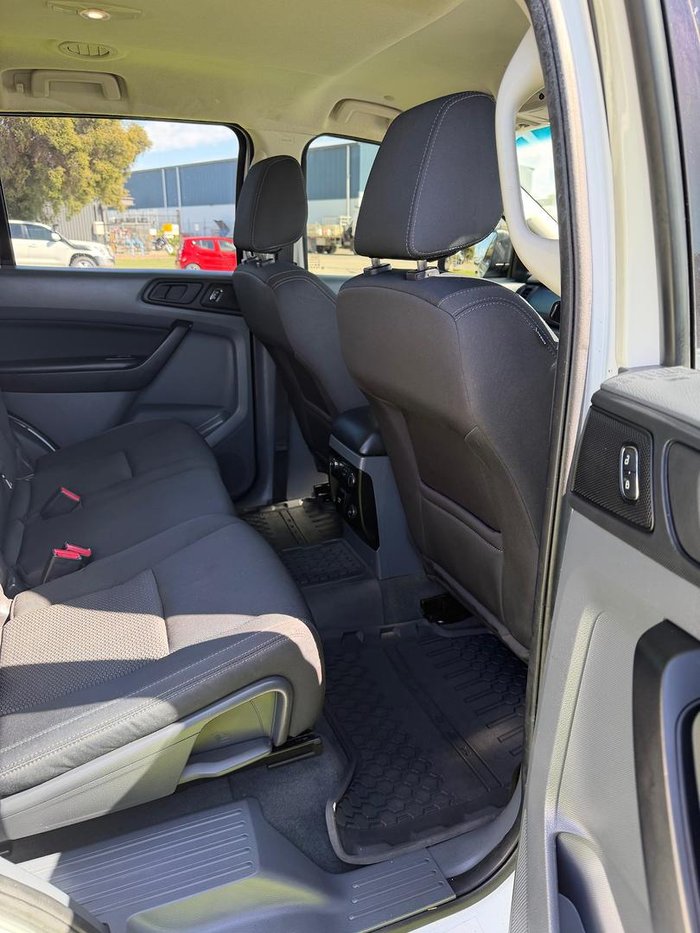 2016 Ford Everest Ambiente