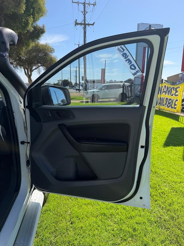 2016 Ford Everest Ambiente