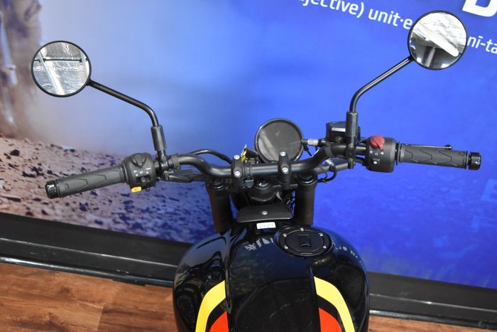 2025 Royal Enfield GUERILLA 450 Black