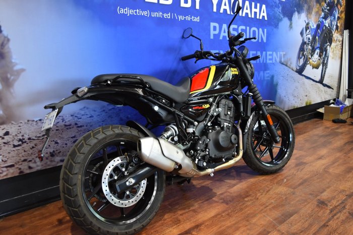 2025 Royal Enfield GUERILLA 450 Black