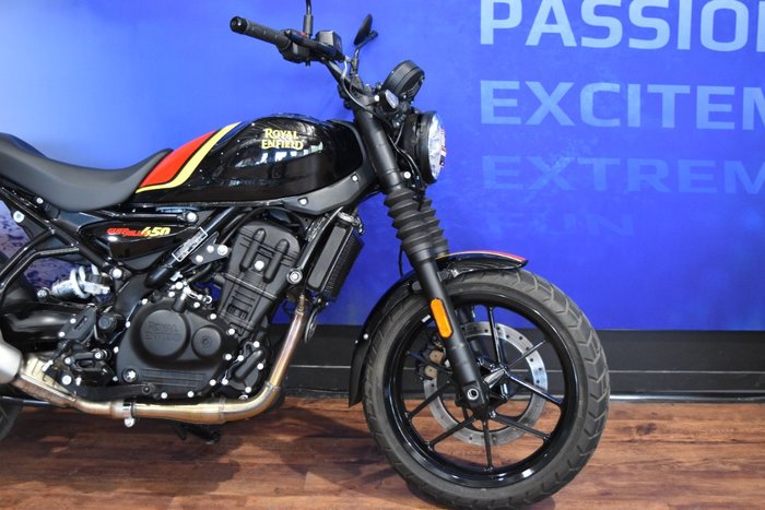 2025 Royal Enfield GUERILLA 450 Black