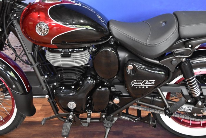 2025 Royal Enfield GOAN 350 RED/BLACK