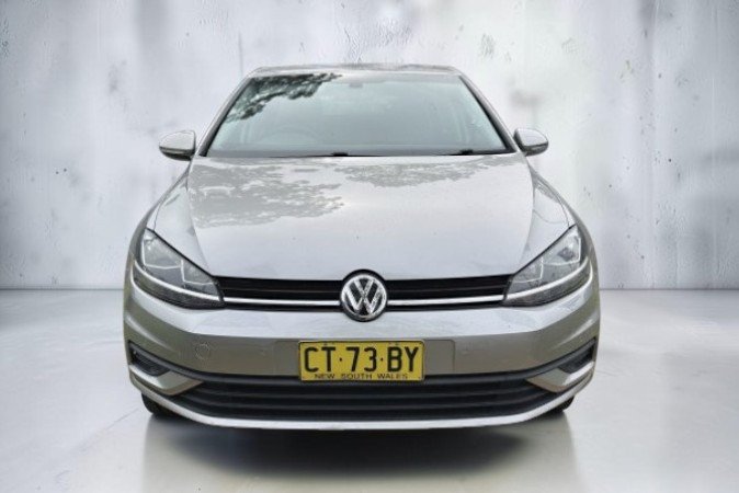 2019 VOLKSWAGEN GOLF