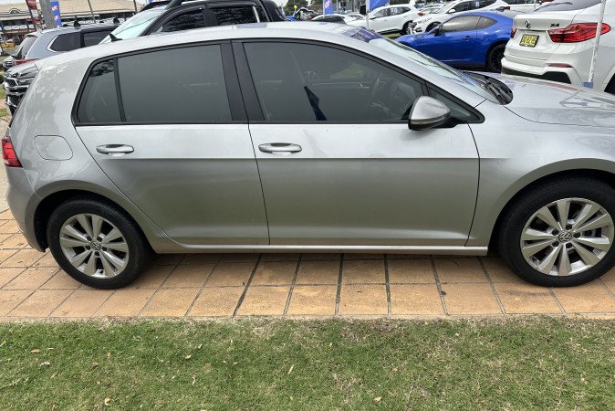 2019 VOLKSWAGEN GOLF 110 TSI TRENDLINE