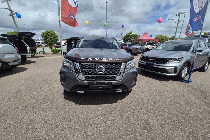 2023 NISSAN NAVARA