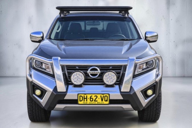 2019 NISSAN NAVARA