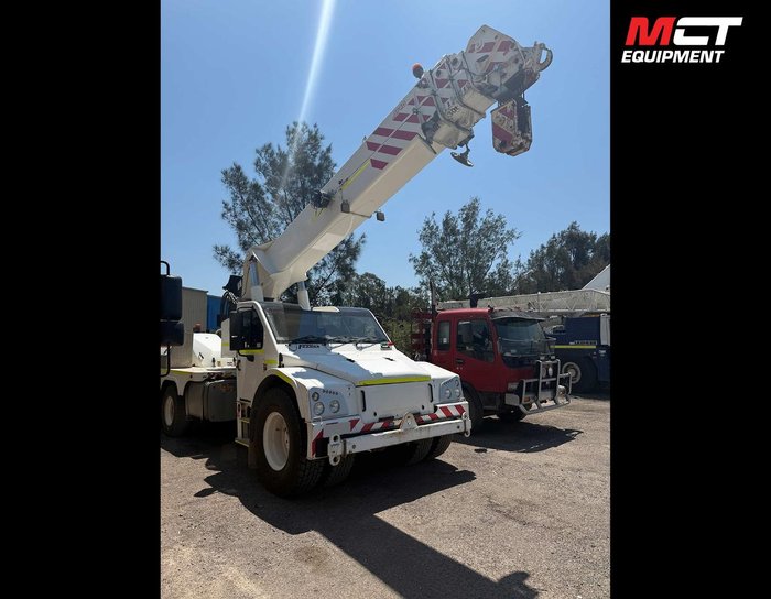 2019 FRANNA AT40 White