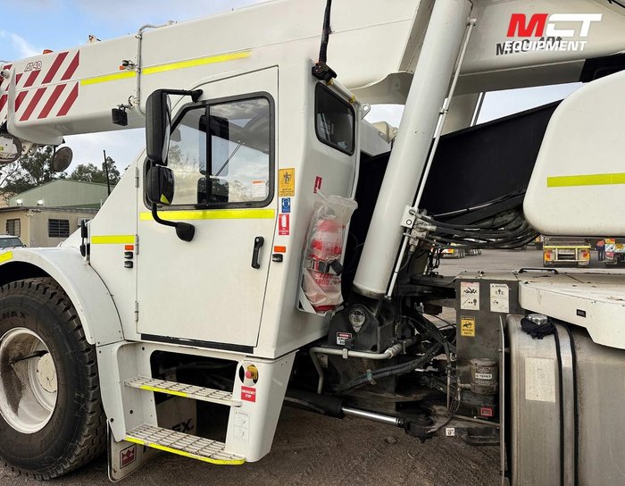 2019 FRANNA AT40 White