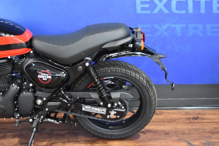 2025 Royal Enfield HUNTER 350 Red
