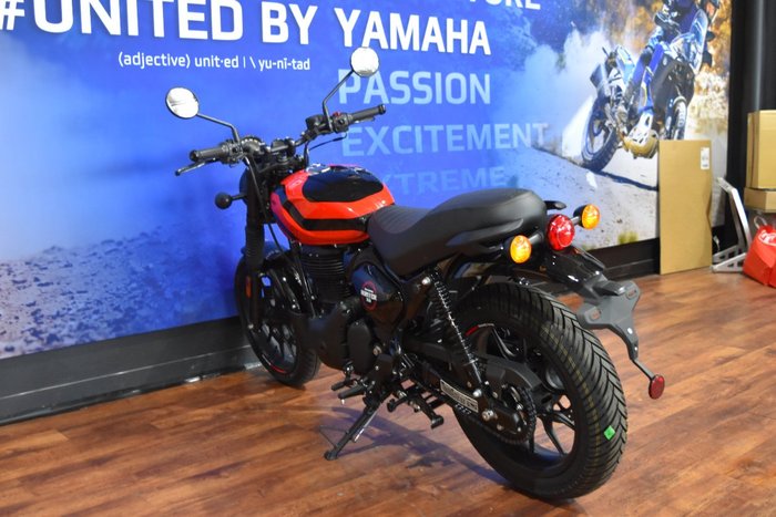 2025 Royal Enfield HUNTER 350 Red