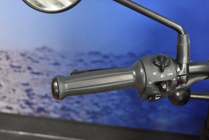 2025 Royal Enfield HUNTER 350 Red