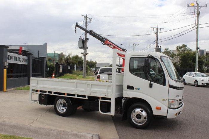 2008 Hino 300 616 300/616 AUTOMATIC WHITE