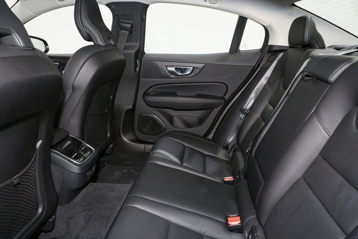 2023 Volvo S60 Ultimate B5 Bright