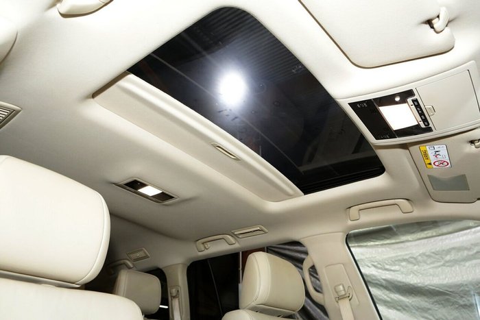 2019 Toyota Landcruiser VX