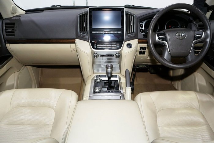 2019 Toyota Landcruiser VX