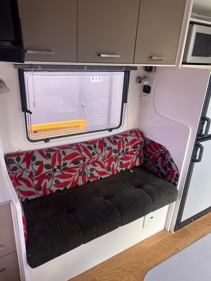 2010 New Age Caravans Big Red 16 Series