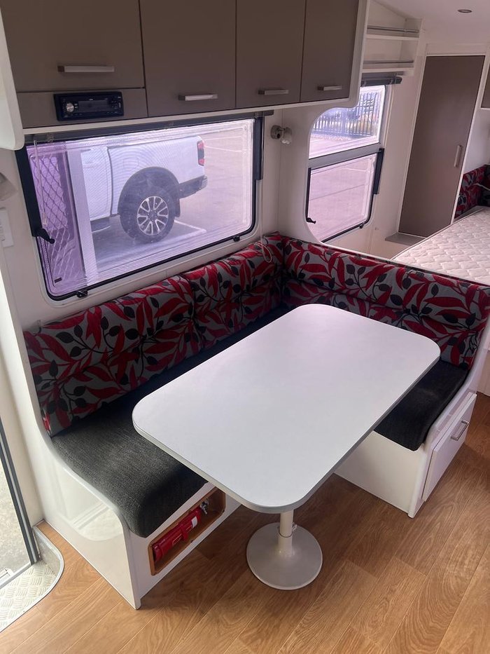 2010 New Age Caravans Big Red 16 Series