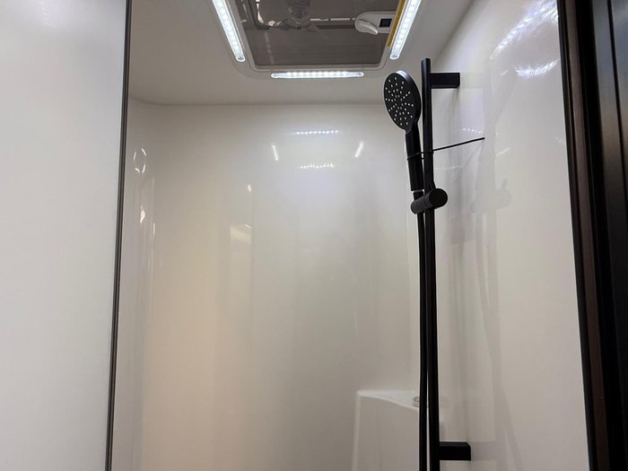 2025 New Age Caravans 19' Manta Ray Expedition