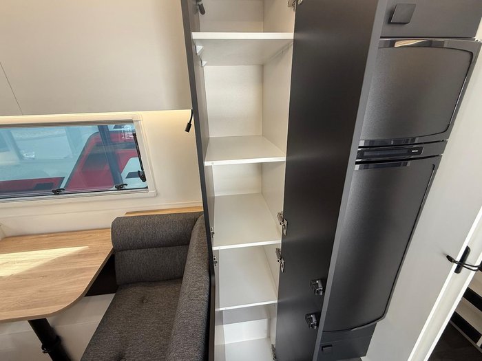 2025 New Age Caravans 19' Manta Ray Expedition