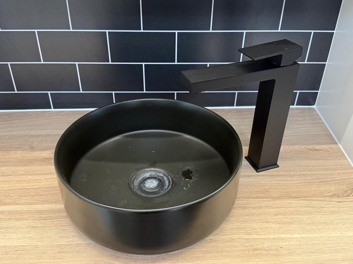 2025 New Age Caravans 19' Manta Ray Expedition