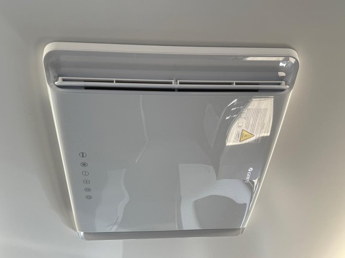 2025 New Age Caravans 19' Manta Ray Expedition