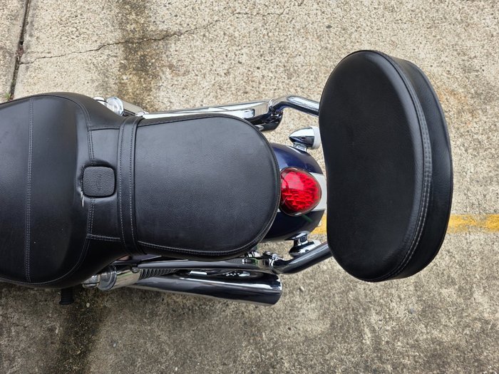 2012 Triumph THUNDERBIRD BLUE