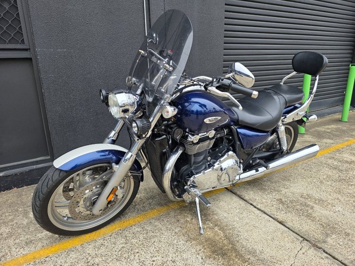 2012 Triumph THUNDERBIRD BLUE