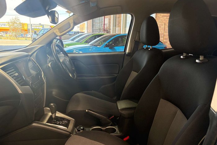 2019 Mitsubishi Triton GLX+