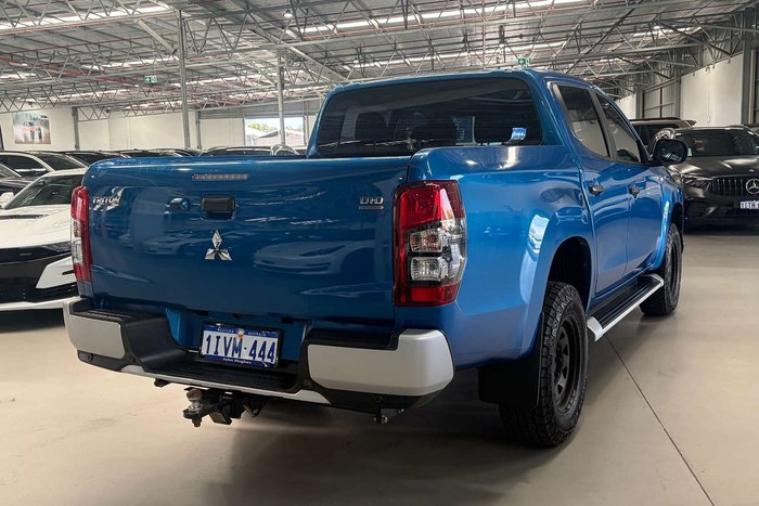 2019 Mitsubishi Triton GLX+