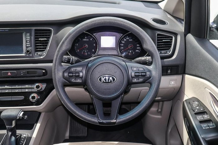 2019 Kia Carnival S