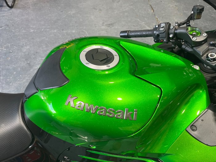 2017 Kawasaki NINJA ZX-14R ABS (OHLINS) GREEN