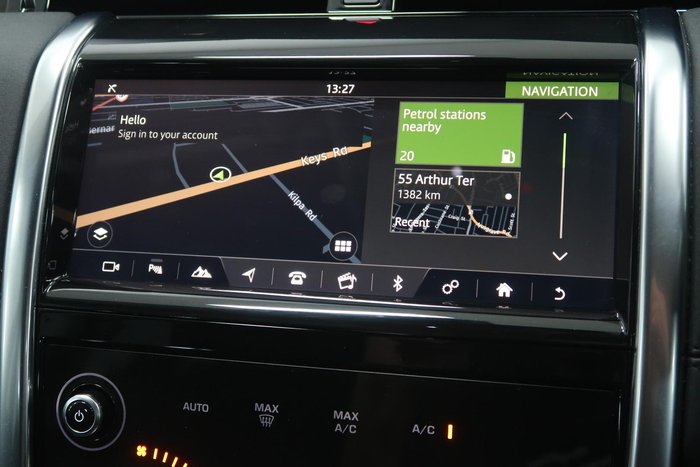 2019 Land Rover Discovery Sport D150 S