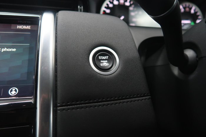 2019 Land Rover Discovery Sport D150 S