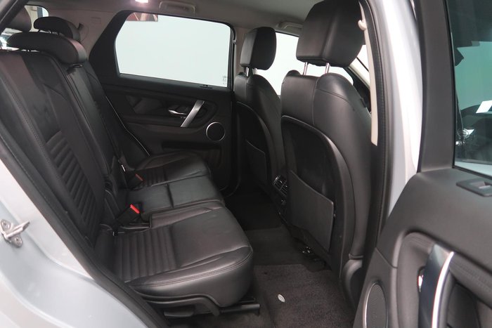 2019 Land Rover Discovery Sport D150 S