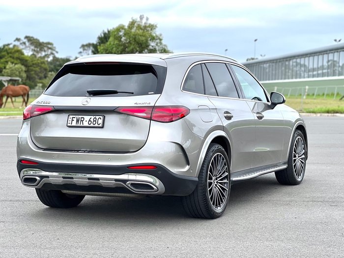2024 Mercedes-Benz GLC-Class GLC300