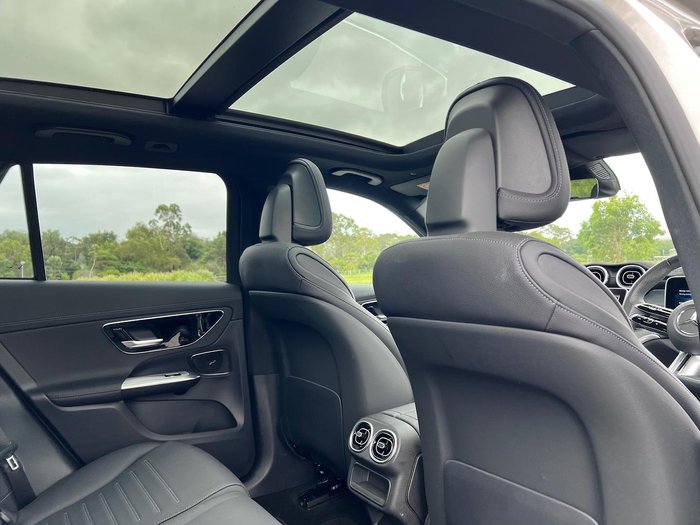 2024 Mercedes-Benz GLC-Class GLC300