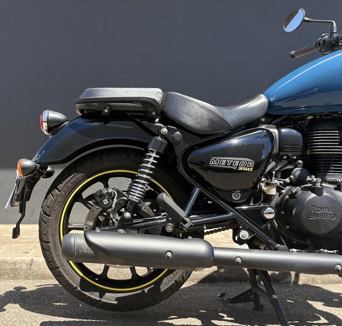 2023 Royal Enfield Meteor 350 Fireball Meteor Blue