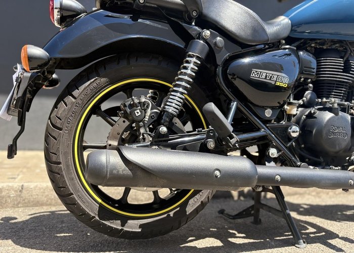 2023 Royal Enfield Meteor 350 Fireball Meteor Blue