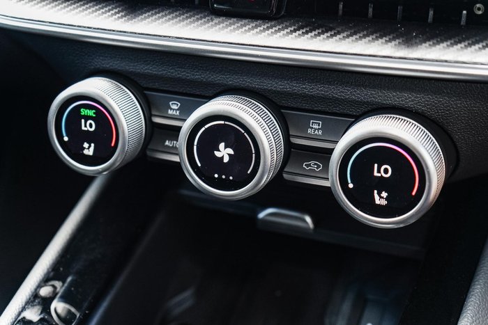 2026 SKODA Superb 195TSI Sportline