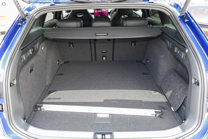 2026 SKODA Superb 195TSI Sportline