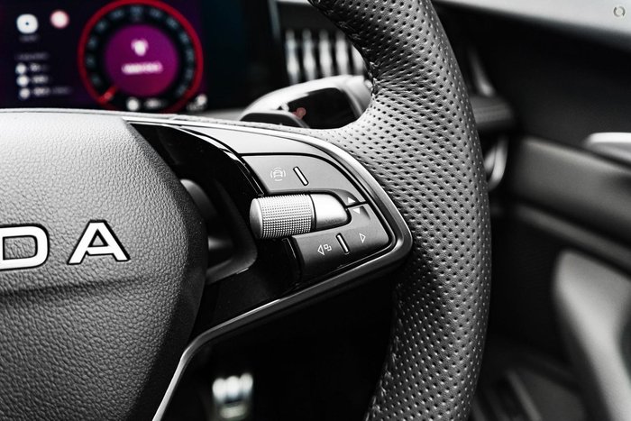 2026 SKODA Superb 195TSI Sportline