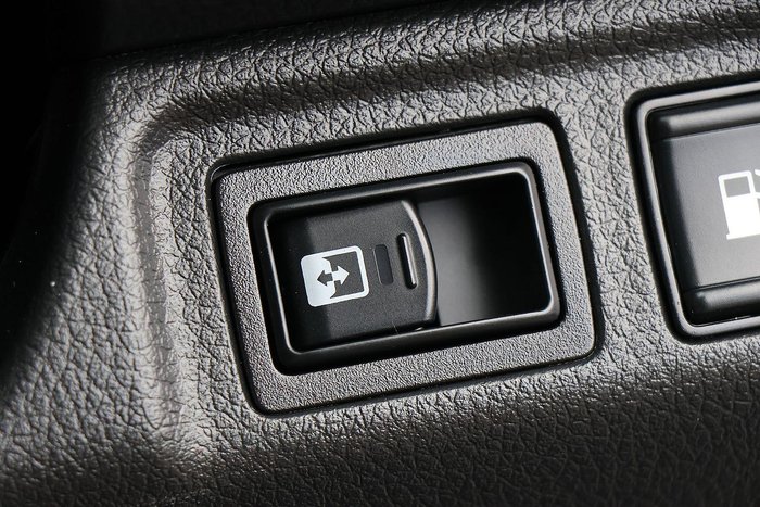 2021 Nissan Navara ST-X D23 MY21 4X4 Dual Range White