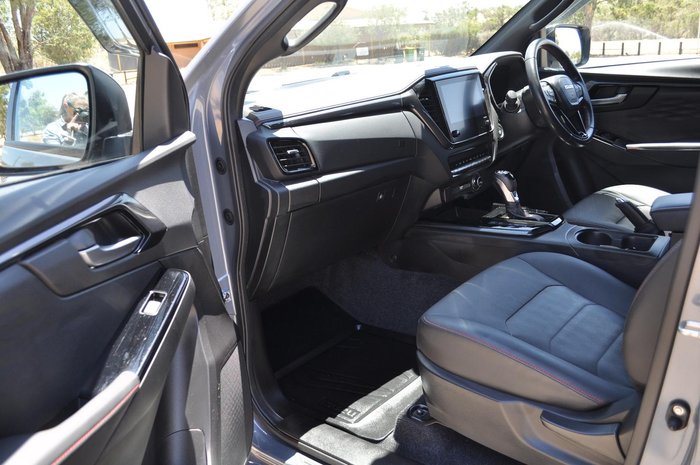 2024 Isuzu D-MAX X-TERRAIN