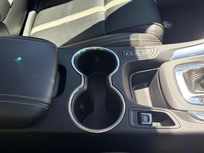 2014 Holden Calais V