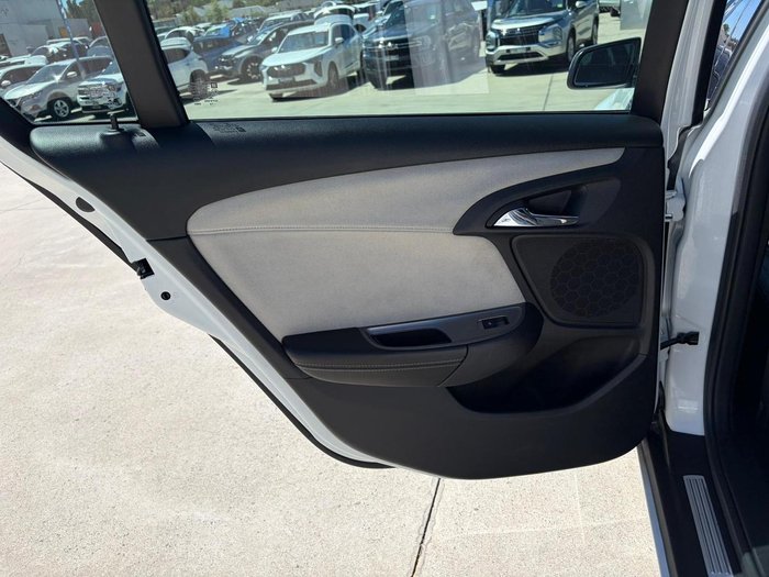 2014 Holden Calais V